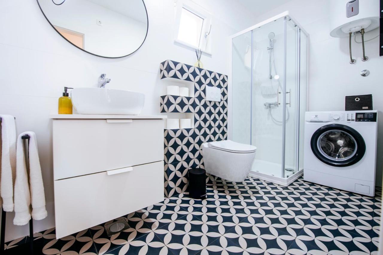 Apartment Vacay Zadar With Terrace And Parking Bagian luar foto